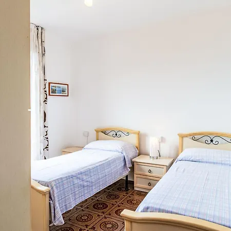 Elena By Interhome * 贝拉诺