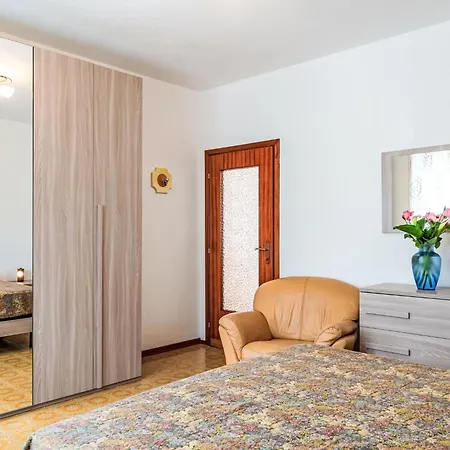 Elena By Interhome Lejlighed