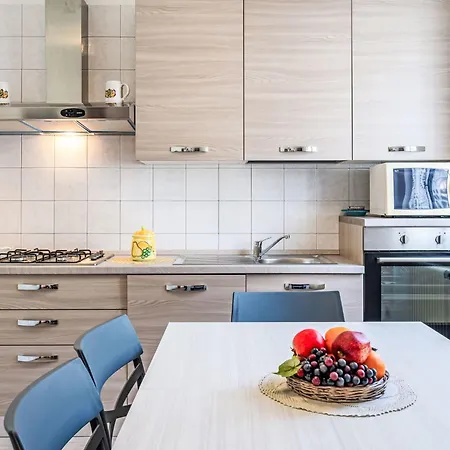 Lejlighed Elena By Interhome Bellano