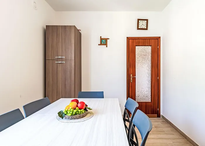Apartment Elena By Interhome